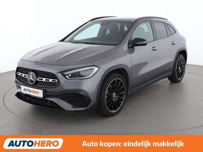 Grijs Occasion 2023 Mercedes GLA250 AMG line SUV | € 38.649 (Goede deal) - Afbeelding 1/3