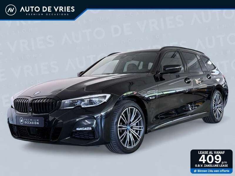 Zwart Gebruikt 2022 BMW 330e Executive Stationwagen | € 30.850 (Super prijs) - Afbeelding 1/4