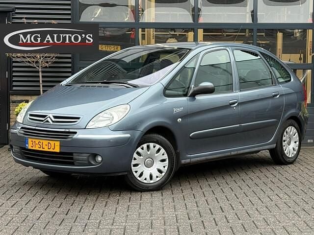Grijs Gebruikt 2006 Citroën Xsara Picasso MPV | € 1.995 (Eerlijke prijs) - Afbeelding 1/4