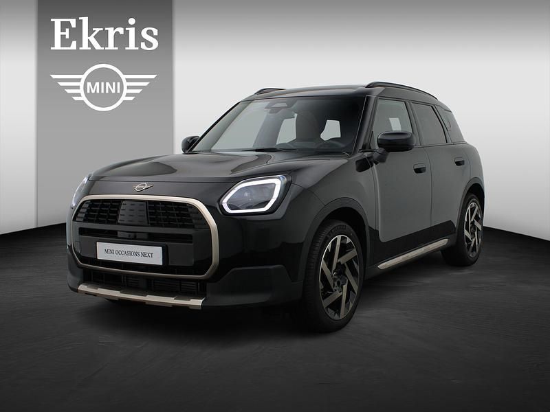 Zwart Gebruikt 2025 Mini Countryman Favoured SUV | € 50.950 (Iets duurder) - Afbeelding 1/4