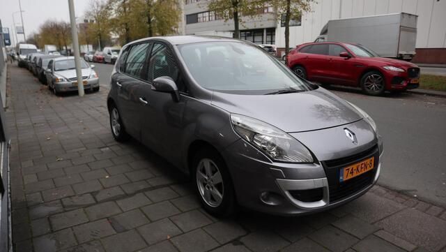 Occasion Renault Scénic III Business 131 PK (96 kW) 2009 Grijs MPV