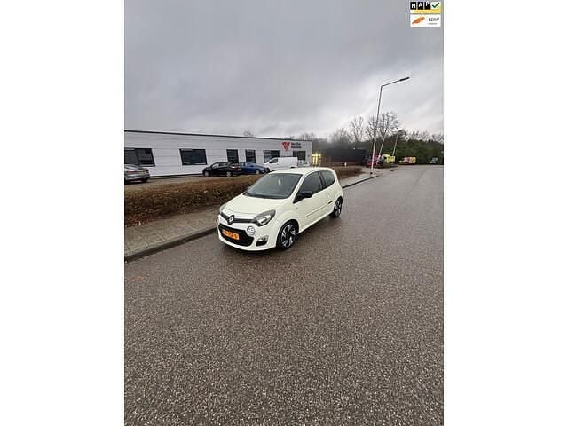 Wit Occasion 2012 Renault Twingo Dynamique Hatchback | € 2.999 (Goede deal) - Afbeelding 1/4