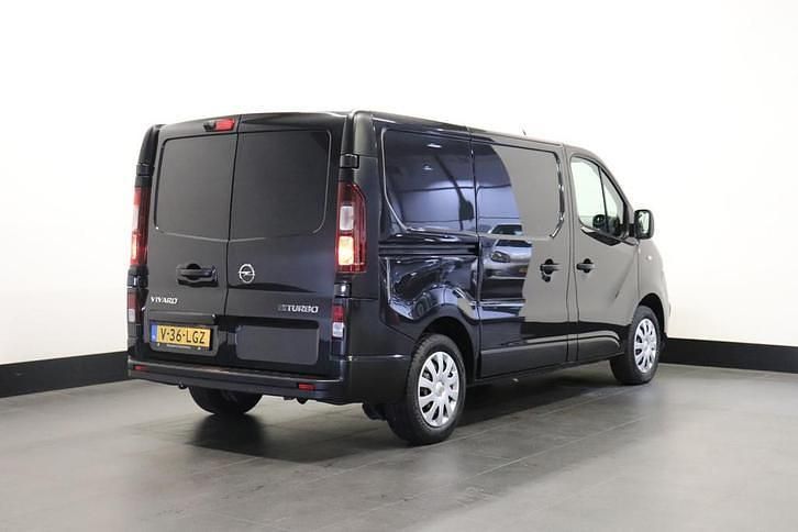 Occasion Opel Vivaro 126 PK (92 kW) 2018 Zwart MPV