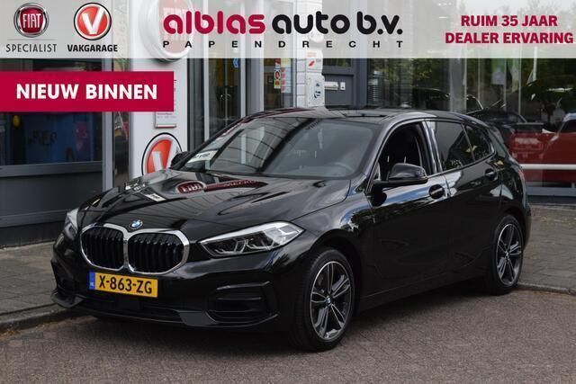 Zwart Gebruikt 2024 BMW 116 Basis Hatchback | € 26.495 - Afbeelding 1/4