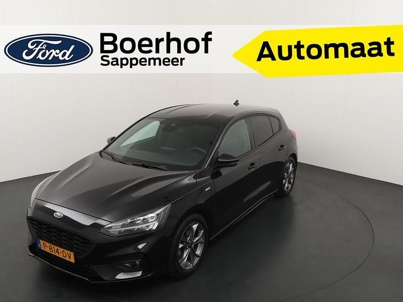 Zwart Gebruikt 2021 Ford Focus ST-Line Hatchback | € 24.900 (Iets duurder) - Afbeelding 1/4
