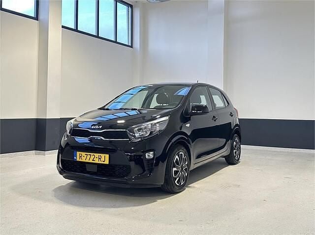 Zwart Gebruikt 2022 Kia Picanto Comfort Hatchback | € 11.349 (Goede deal) - Afbeelding 1/4