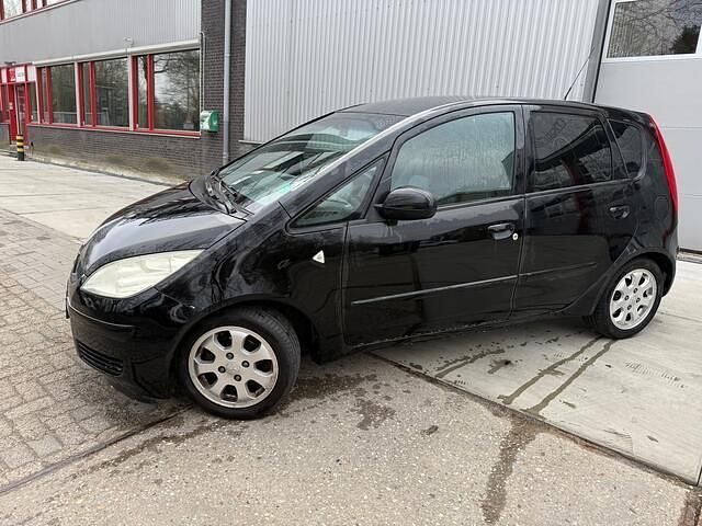 Occasion Mitsubishi Colt Invite 95 PK (69 kW) 2006 Zwart Hatchback