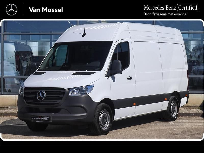 Wit Gebruikt 2024 Mercedes Sprinter Van | € 39.945 (Iets duurder) - Afbeelding 1/4