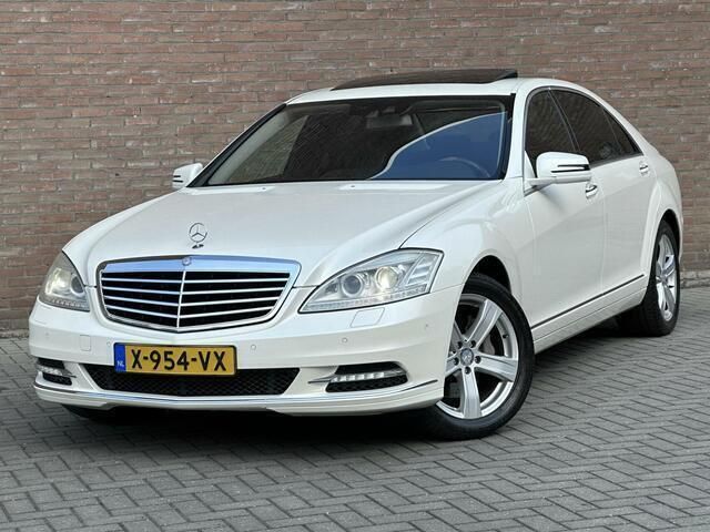 Wit Gebruikt 2009 Mercedes S400 Sedan | € 21.995 - Afbeelding 1/4