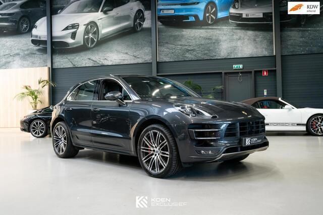 Grijs Gebruikt 2017 Porsche Macan Turbo Performance Package SUV | € 54.950 (Eerlijke prijs) - Afbeelding 1/4