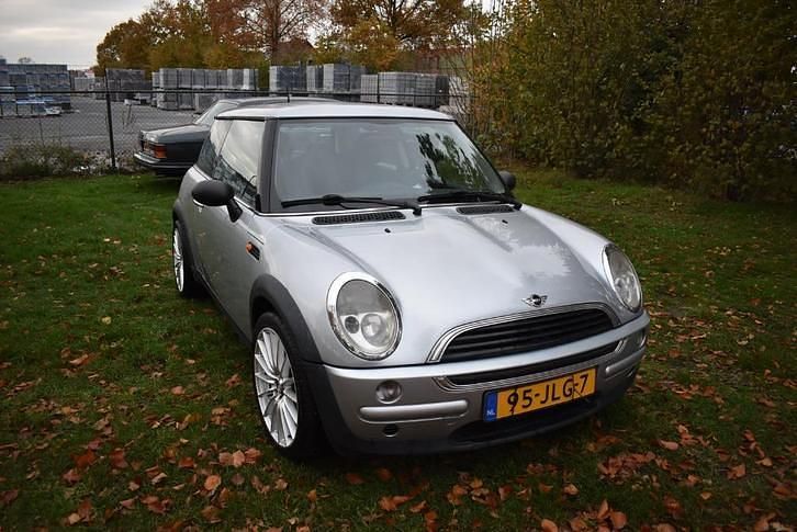 Gebruikt 2003 Mini ONE Hatchback | € 1.450 (Eerlijke prijs) - Afbeelding 1/4