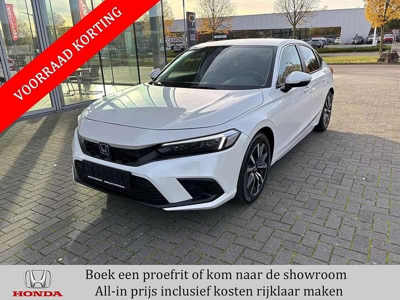 Wit Nieuw 2025 Honda Civic Elegance Hatchback | € 36.990 (Eerlijke prijs) - Afbeelding 1/4