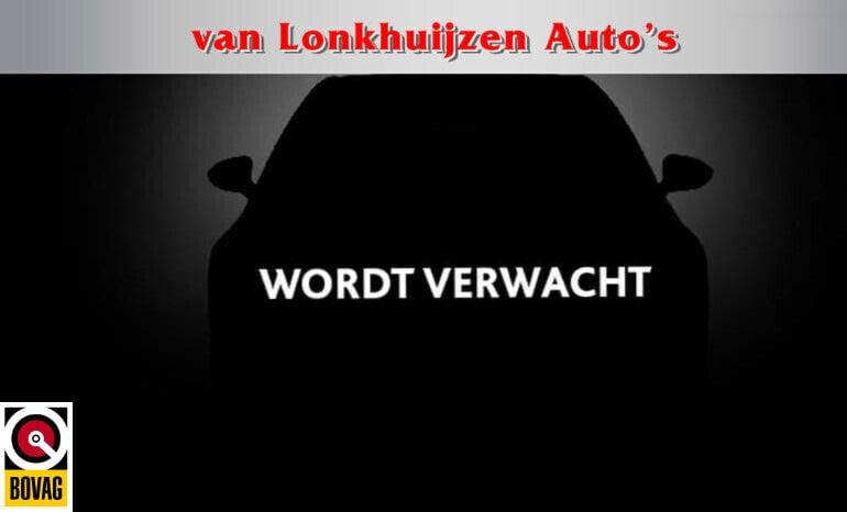 Grijs Gebruikt 2018 Ford Focus Trend Stationwagen | € 11.840 (Super prijs) - Afbeelding 1/2