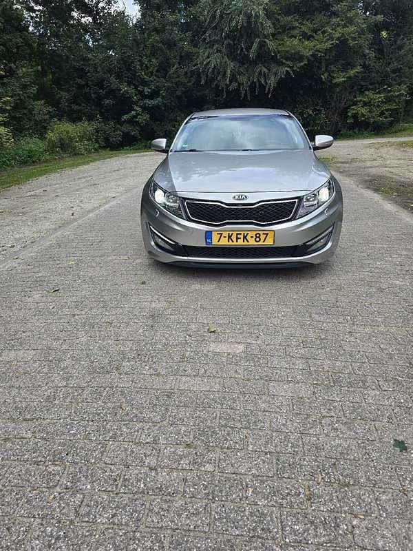 Brons Gebruikt 2014 Kia Optima Sedan | € 9.000 - Afbeelding 1/4