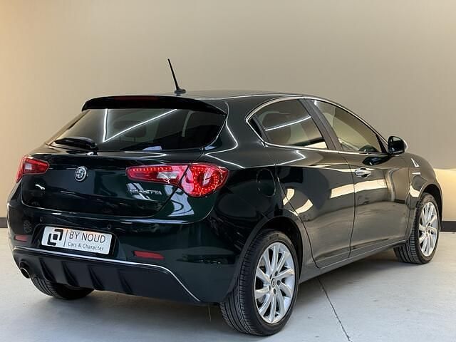 Occasion Alfa Romeo Giulietta Super 120 PK (88 kW) 2019 Groen Hatchback
