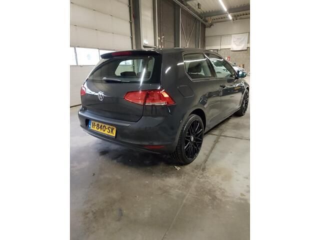 Occasion VW Golf VII Trendline 86 PK (63 kW) 2012 Grijs (metallic) Hatchback