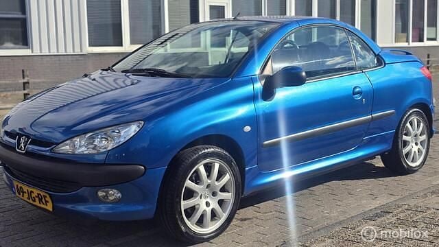 Blauw Gebruikt 2002 Peugeot 206 CC Cabriolet | € 999 (Eerlijke prijs) - Afbeelding 1/4