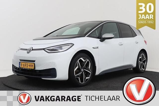 Wit Occasion 2020 VW ID.3 Hatchback | € 15.899 (Goede deal) - Afbeelding 1/3