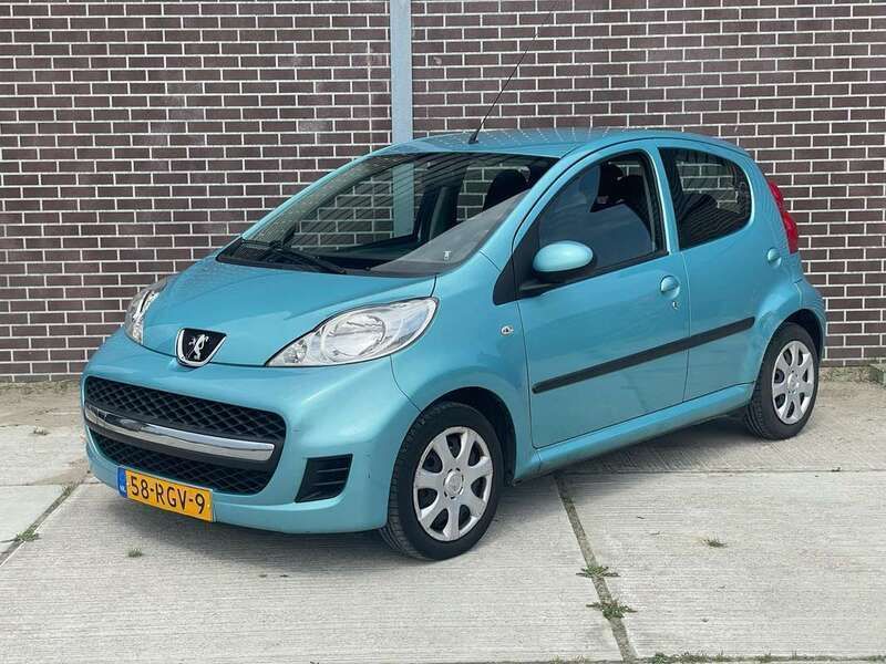 Blauw Gebruikt 2011 Peugeot 107 Hatchback | € 2.250 (Eerlijke prijs) - Afbeelding 1/4