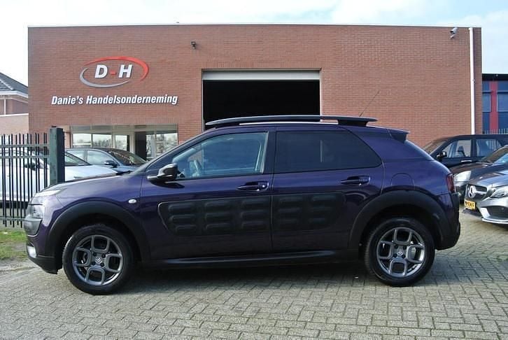 Occasion 2016 Citroën C4 Cactus PureTech Hatchback | € 5.799 (Goede deal) - Afbeelding 1/4