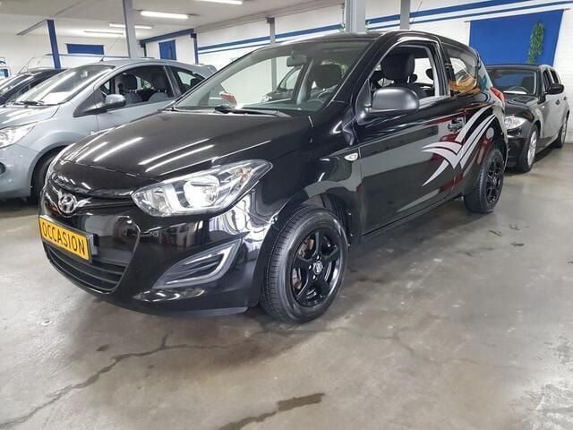 Zwart Gebruikt 2014 Hyundai i20 Hatchback | € 6.595 (Goede deal) - Afbeelding 1/4
