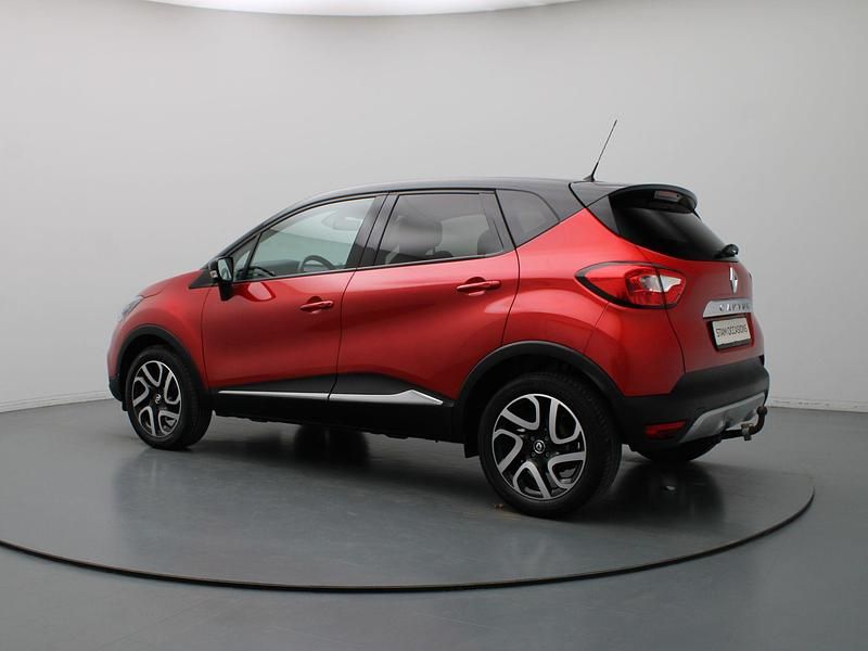 Occasion Renault Captur XMOD 120 PK (88 kW) 2017 Rood SUV
