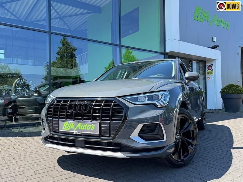 Suv Gebruikt 2022 Audi Q3 Advanced Plus SUV | € 34.495 (Eerlijke prijs) - Afbeelding 1/4