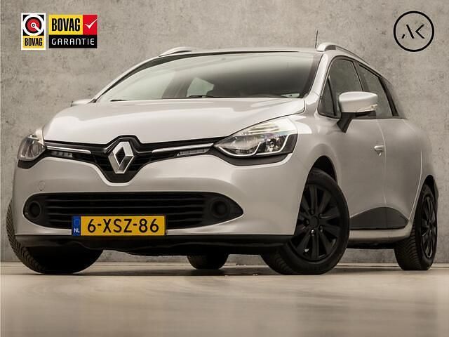 Grijs, metallic lak Gebruikt 2014 Renault Clio GrandTour Expression Stationwagen | € 6.445 (Eerlijke prijs) - Afbeelding 1/4