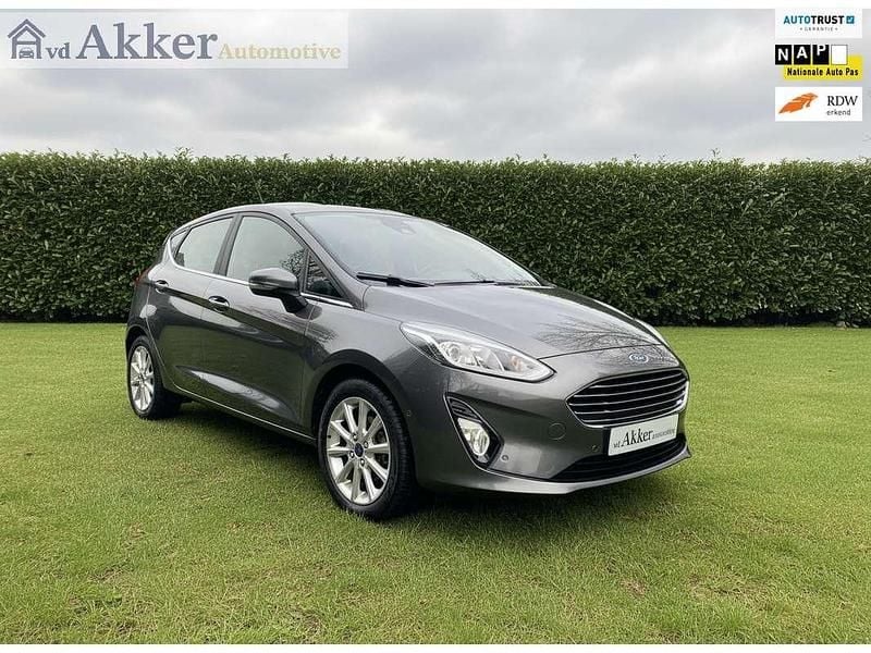 Grijs Gebruikt 2019 Ford Fiesta Titanium Hatchback | € 9.499 (Super prijs) - Afbeelding 1/4