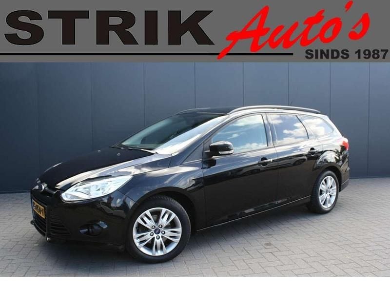 Zwart Gebruikt 2013 Ford Focus Titanium Stationwagen | € 2.449 (Goede deal) - Afbeelding 1/4