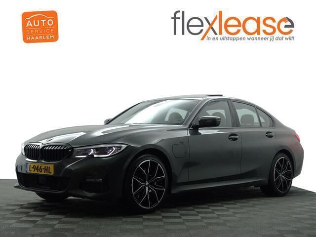 Grijs Gebruikt 2021 BMW 330 M Sport Sedan | € 29.900 (Goede deal) - Afbeelding 1/4