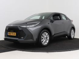 Grijs metallic Gebruikt 2024 Toyota C-HR Active SUV | € 31.950 - Afbeelding 1/3