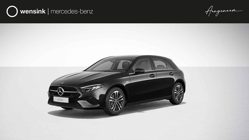 Zwart Nieuw 2025 Mercedes A250 Edition Hatchback | € 37.184 (Super prijs) - Afbeelding 1/4