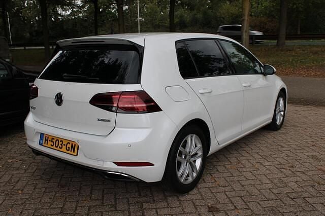 Occasion VW Golf VII Comfortline 131 PK (96 kW) 2019 Wit Hatchback