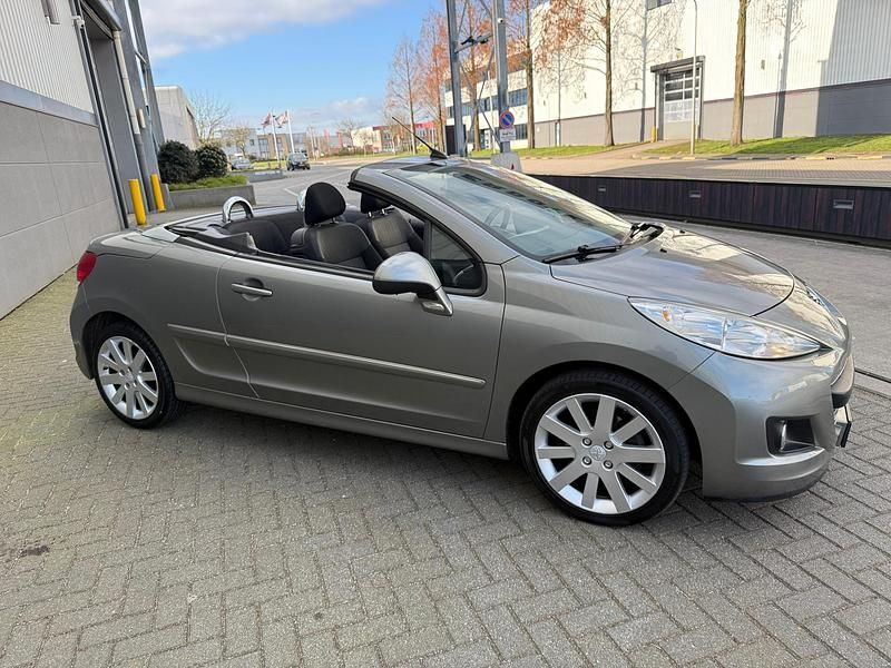 Occasion Peugeot 207 Roland Garros 120 PK (88 kW) 2013 Grijs Cabriolet