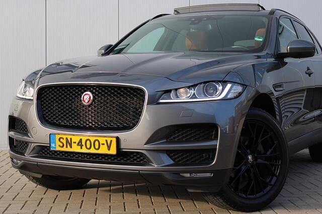 Occasion Jaguar F-Pace Portfolio 250 PK (183 kW) 2018 Grijs (metallic) SUV