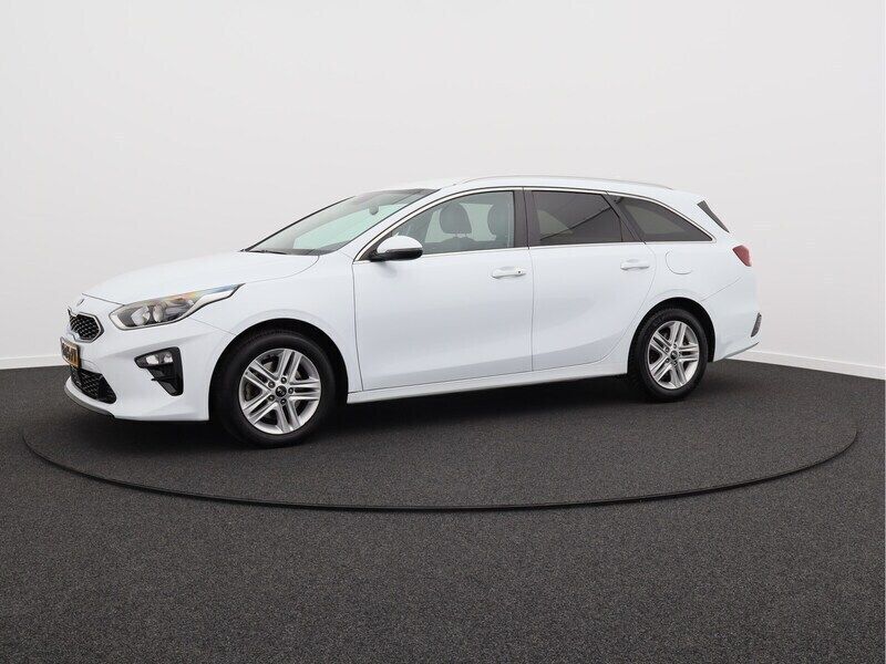 Wit Gebruikt 2019 Kia Ceed Stationwagen | € 15.450 (Eerlijke prijs) - Afbeelding 1/4