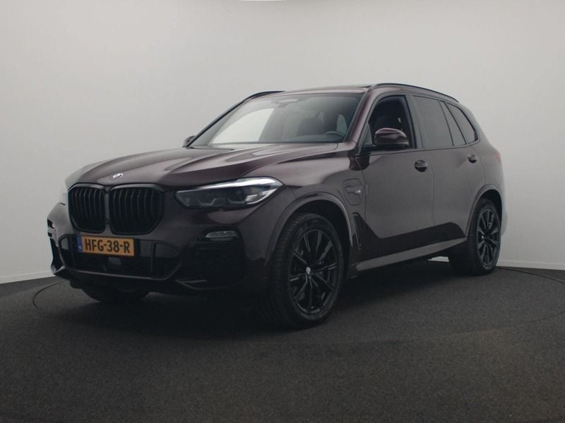 Paars Gebruikt 2020 BMW X5 Executive SUV | € 57.400 (Eerlijke prijs) - Afbeelding 1/4