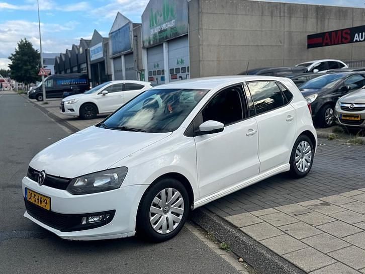 Occasion 2011 VW Polo Hatchback | € 2.999 (Super prijs) - Afbeelding 1/4