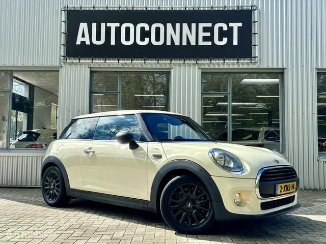 Wit Gebruikt 2014 Mini ONE Business Hatchback | € 10.245 (Eerlijke prijs) - Afbeelding 1/4