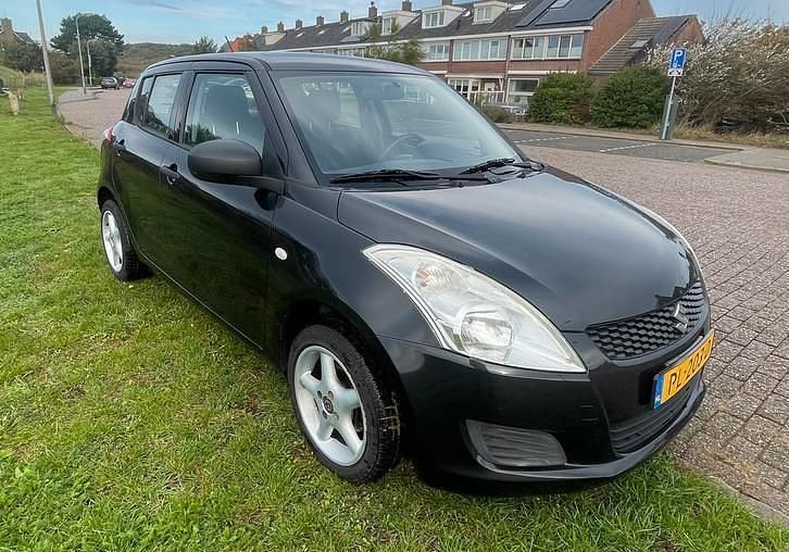 Gebruikt 2012 Suzuki Swift | € 4.250 (Super prijs) - Afbeelding 1/4