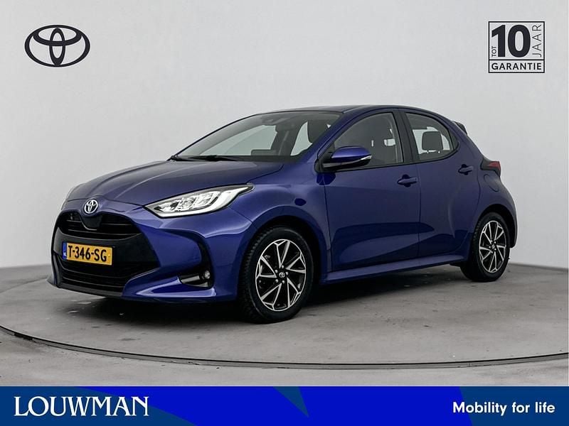 Blauw Gebruikt 2023 Toyota Yaris Hybrid Hatchback | € 23.200 (Eerlijke prijs) - Afbeelding 1/3