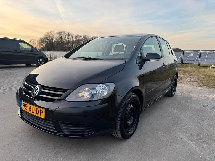 Occasion 2005 VW Golf Plus Cross MPV | € 2.749 (Eerlijke prijs) - Afbeelding 1/4