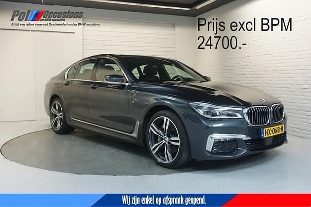 Grijs Gebruikt 2016 BMW 730 Executive Sedan | € 26.700 (Eerlijke prijs) - Afbeelding 1/4