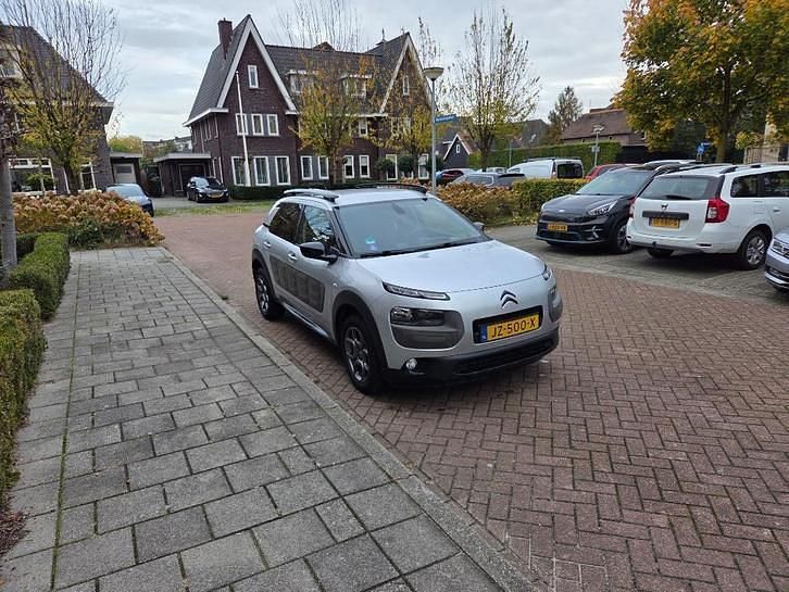Gebruikt 2015 Citroën C4 Cactus Hatchback | € 6.950 (Super prijs) - Afbeelding 1/4