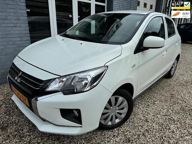 Wit Gebruikt 2023 Mitsubishi Space Star Hatchback | € 12.450 (Eerlijke prijs) - Afbeelding 1/4