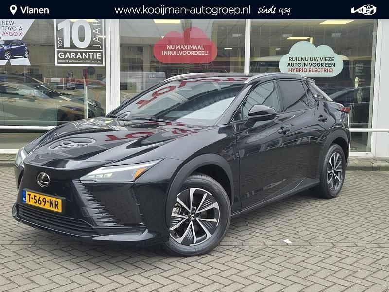 Zwart Gebruikt 2023 Lexus RZ 450e Executive Line SUV | € 63.950 - Afbeelding 1/4