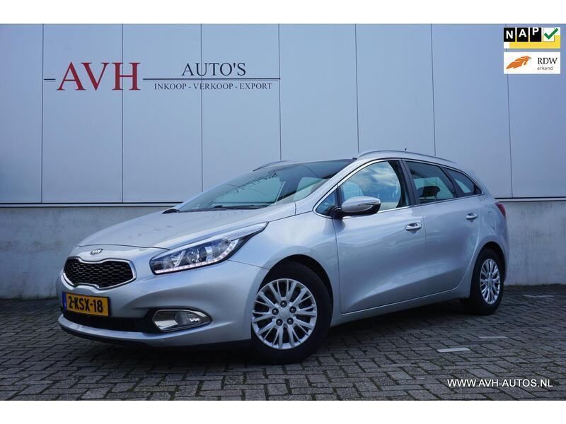 Grijs Gebruikt 2013 Kia Ceed Hatchback | € 6.950 (Eerlijke prijs) - Afbeelding 1/4