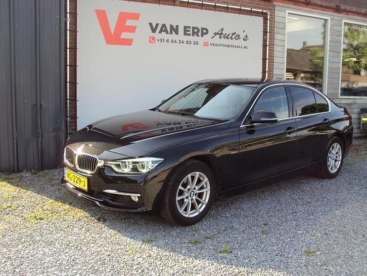 Gebruikt 2015 BMW 320 Luxury Line | € 12.750 (Super prijs) - Afbeelding 1/4