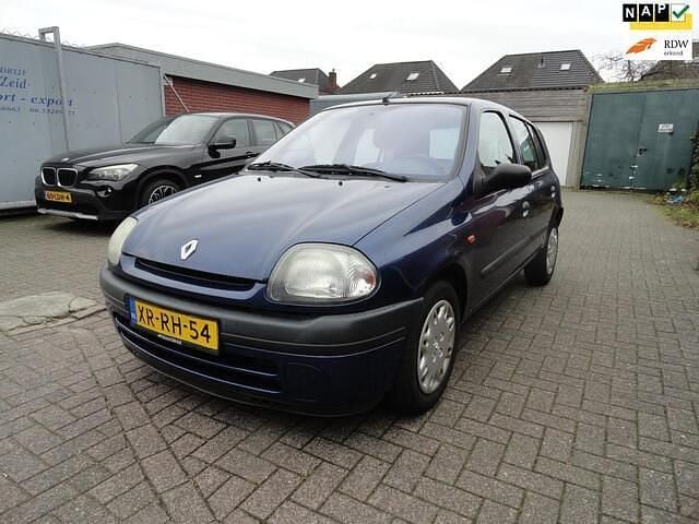 Blauw Gebruikt 1999 Renault Clio II | € 2.250 (Eerlijke prijs) - Afbeelding 1/4